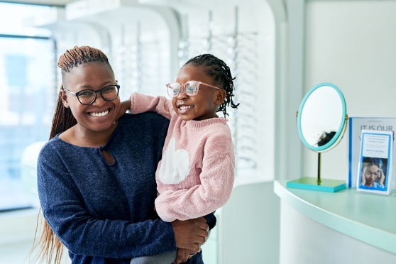 Optometrist vs. ophthalmologist: Which eye doctor is right for you?